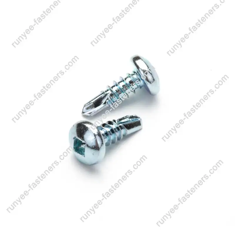 Phillips Pan Head DIN7504N itseporautuva kierreruuvi